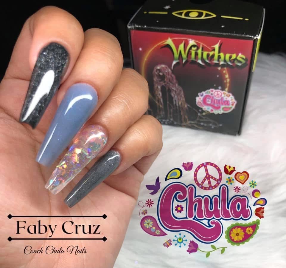 COLECCIÓN ACRÍLICOS WITCHES CHULA